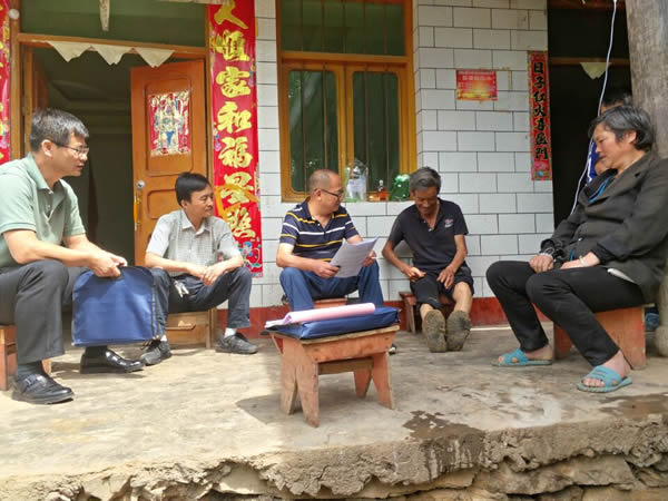 結(jié)對(duì)幫扶入戶 助力脫貧攻堅(jiān)