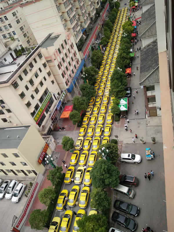 又是一年高考季，又到愛心送考時(shí)