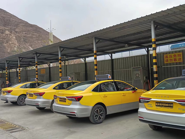 好消息！隴運(yùn)集團(tuán)武都 公交公司新能源汽車充電站對(duì)外開(kāi)放啦