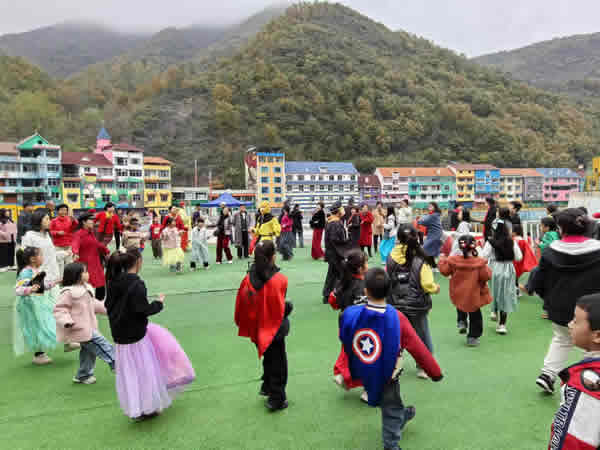 隴運集團公司成功開展“引客入隴”地接文旅活動(第二期)